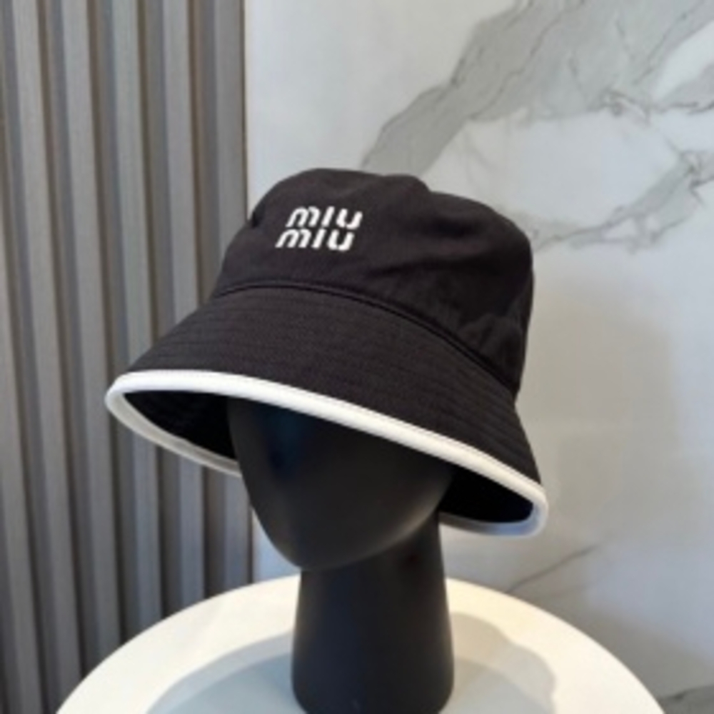 ✨Miu Miu✨Black Cotton Bucket Hat White Brim Trim